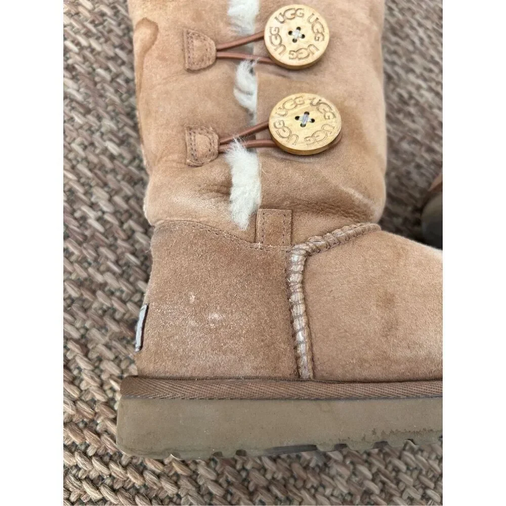 UGG boots with buttons